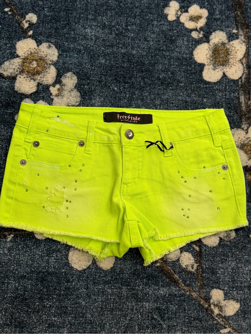 NWOT Y2K FreeStyle Neon Yellow Women's Denim Shorts